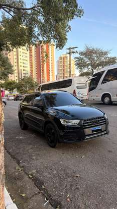 AUDI-Q3-2018