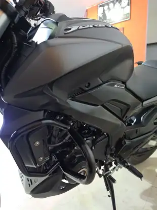 BAJAJ-DOMINAR 400-2023