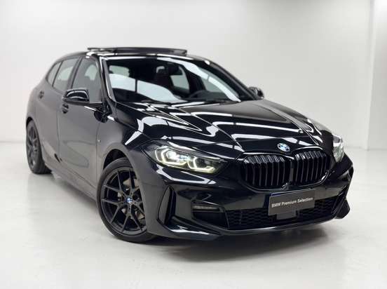 BMW-118i-2022