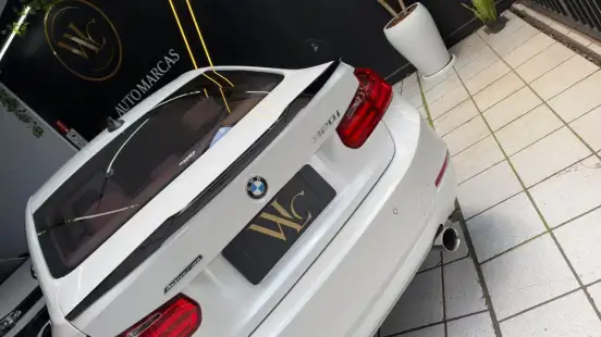 BMW-320i-2014