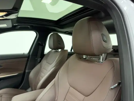 BMW-320i-2026