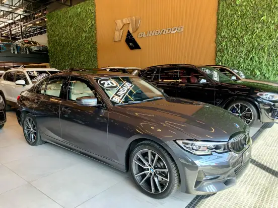 BMW-320i-2020