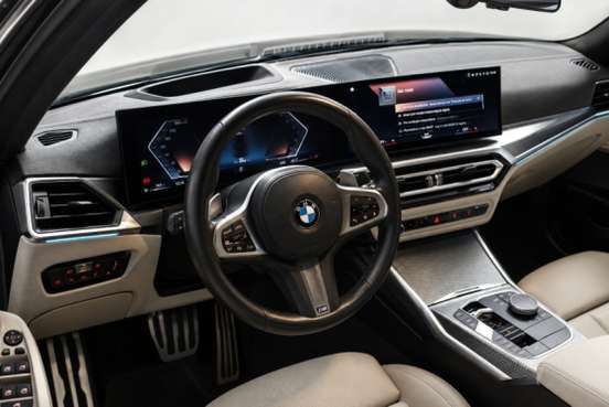 BMW-320i-2022