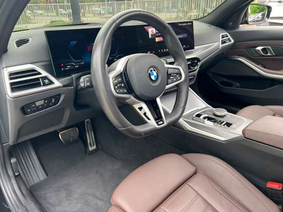 BMW-320i-2024