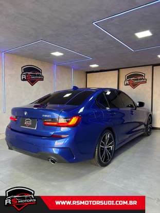 BMW-320i-2021
