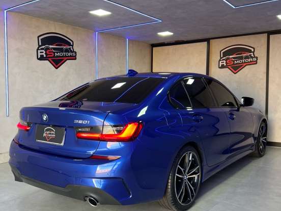 BMW-320i-2.0 16V TURBO FLEX M SPORT AUTOMÁTICO BMW-320i-2021