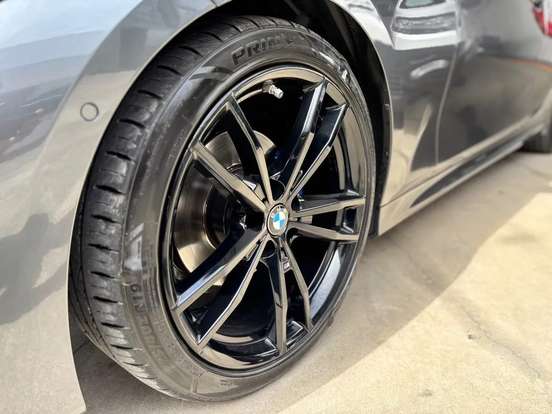 BMW-320i-2021