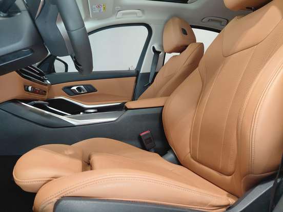BMW-320i-2.0 16V TURBO FLEX SPORT GP AUTOMÁTICO BMW-320i-2024