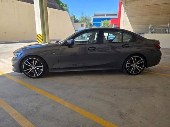BMW 320i 2.0 16V TURBO GASOLINA SPORT AUTOMÁTICO