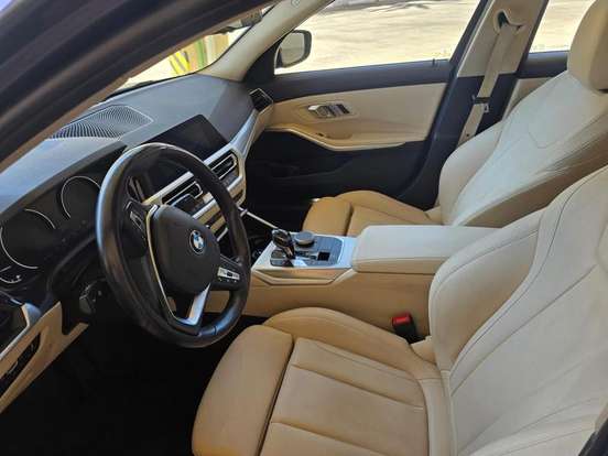 BMW-320i-2.0 16V TURBO GASOLINA SPORT AUTOMÁTICO BMW-320i-2019