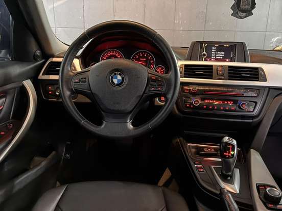 BMW-320i-2.0 GP 16V TURBO GASOLINA 4P AUTOMÁTICO BMW-320i-2013
