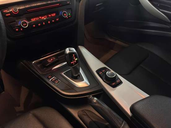 BMW-320i-2.0 GP 16V TURBO GASOLINA 4P AUTOMÁTICO BMW-320i-2013