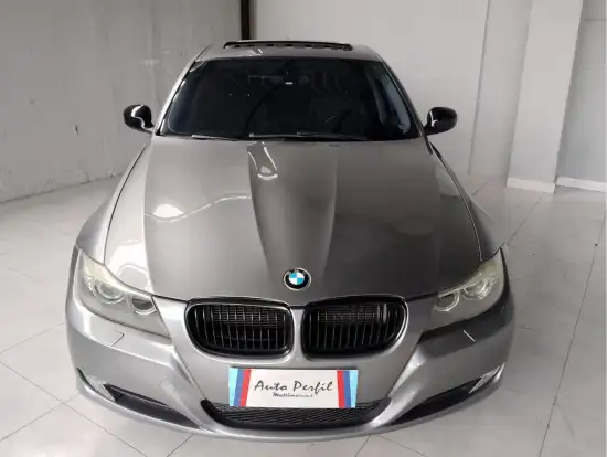 BMW-325i-2011