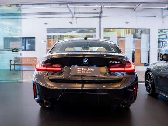 BMW-330e-2.0 16V TURBO HÍBRIDO M SPORT AUTOMÁTICO BMW-330e-2025