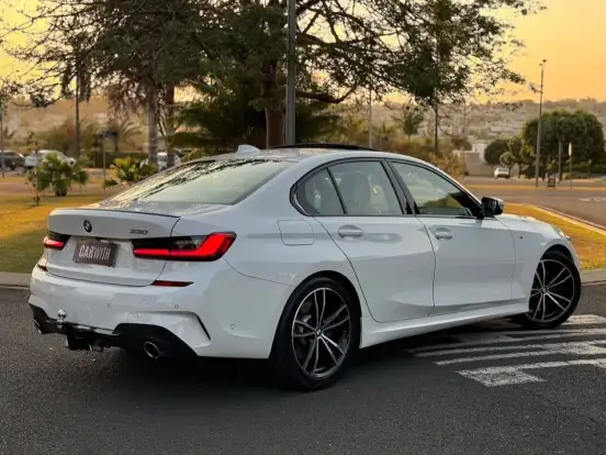 BMW-330i-2.0 16V TURBO GASOLINA M SPORT AUTOMÁTICO BMW-330i-2020