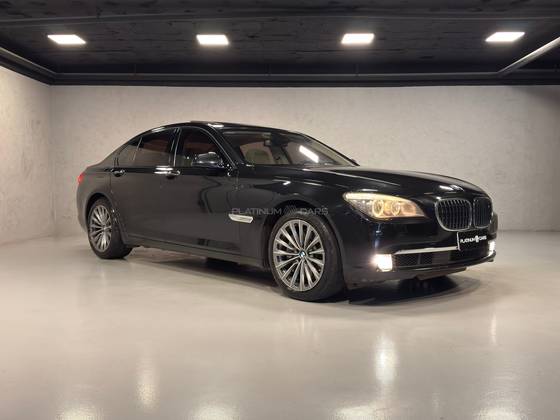 BMW 750i 4.4 UNIQUE SEDAN V8 32V GASOLINA 4P AUTOMÁTICO