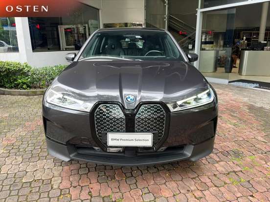 BMW-iX-2022