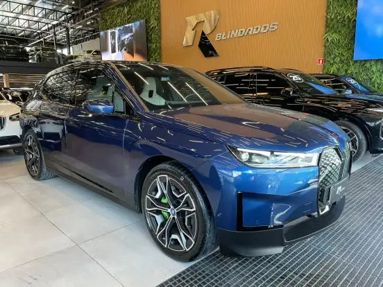 BMW-iX-2022