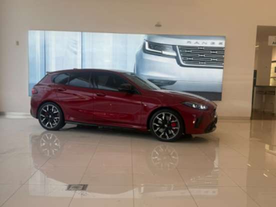 BMW-M 135i-2.0 16V TURBO GASOLINA XDRIVE STEPTRONIC BMW-M 135i-2025
