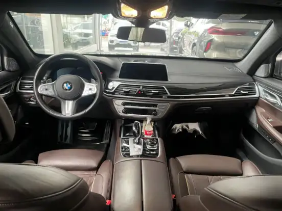BMW-M 760Li-6.6 V12 TWINPOWER GASOLINA XDRIVE STEPTRONIC BMW-M 760Li-2019