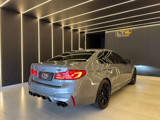 BMW-M5-2020