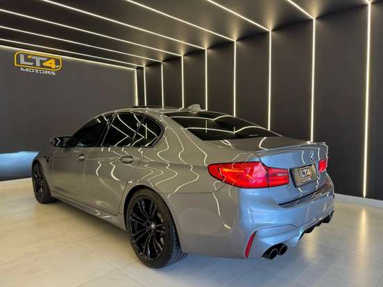 BMW-M5-4.4 V8 TWIN POWER M XDRIVE STEPTRONIC BMW-M5-2020