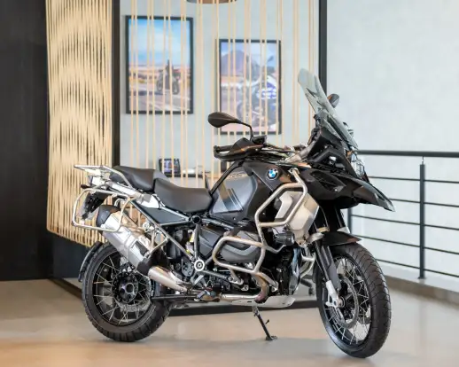 BMW-R 1250 GS ADVENTURE TRIPLE BLACK-2021
