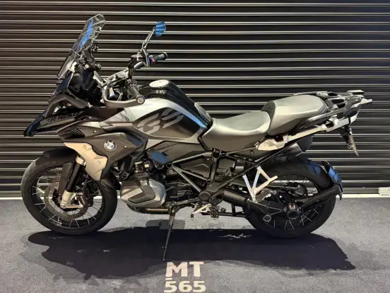 BMW-R 1250 GS PREMIUM TRIPLE BLACK-2021