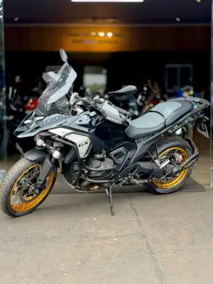 BMW-R 1300 GS TRIPLE BLACK-2024