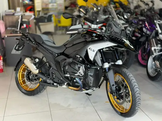 BMW-R 1300 GS TRIPLE BLACK-2024