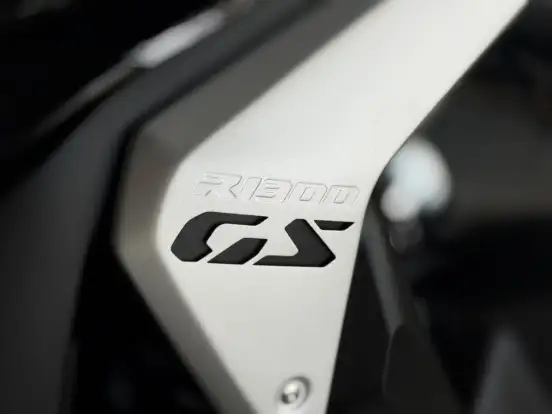 BMW-R 1300 GS TRIPLE BLACK-2024