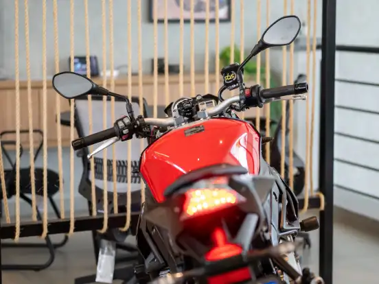 BMW-S 1000 R BMW-S 1000 R-2018
