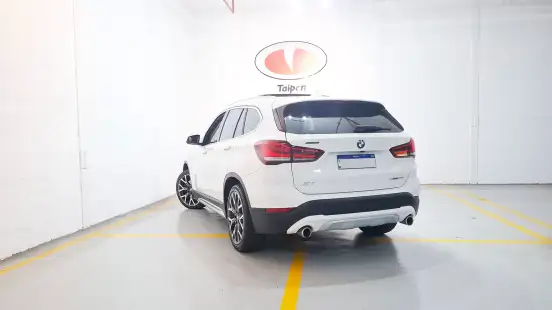 BMW-X1-2022