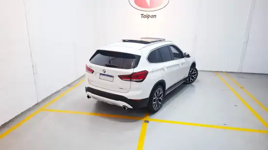 BMW-X1-2022