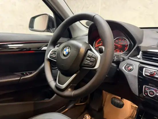 BMW-X1-2017