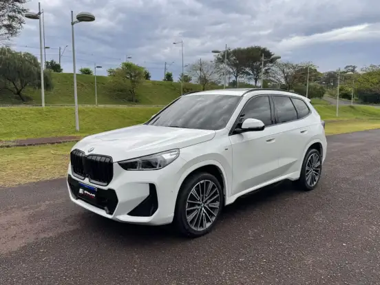 BMW-X1-2.0 16V TURBO GASOLINA SDRIVE20I M SPORT STEPTRONIC BMW-X1-2023
