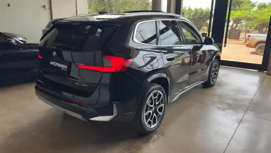 BMW-X1-2024