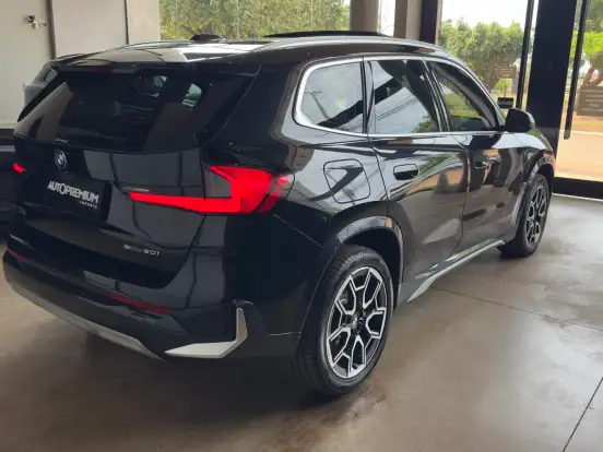 BMW-X1-2.0 16V TURBO GASOLINA SDRIVE20I X-LINE STEPTRONIC BMW-X1-2024