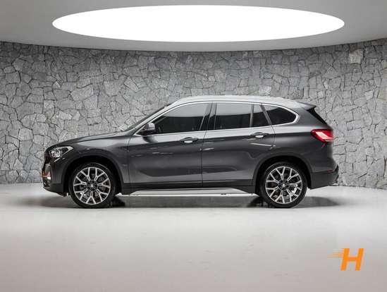 BMW-X1-2022