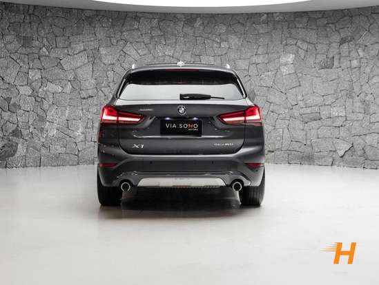 BMW-X1-2022