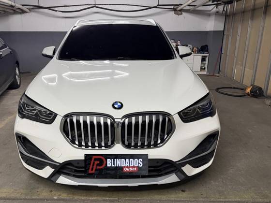 BMW X1 2.0 16V TURBO ACTIVEFLEX SDRIVE20I X-LINE 4P AUTOMÁTICO