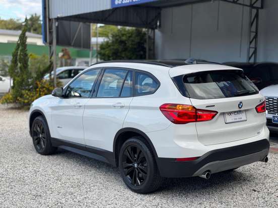 BMW-X1-2017