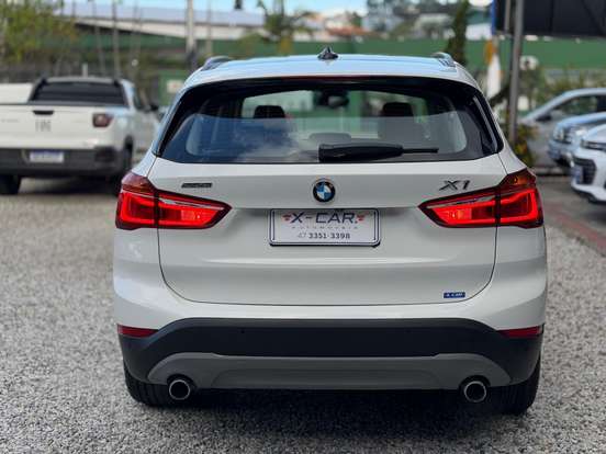 BMW-X1-2017