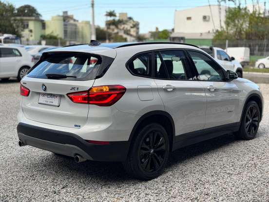 BMW-X1-2017