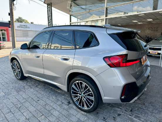 BMW-X1-2.0 16V TURBO GASOLINA SDRIVE20I M SPORT STEPTRONIC BMW-X1-2024