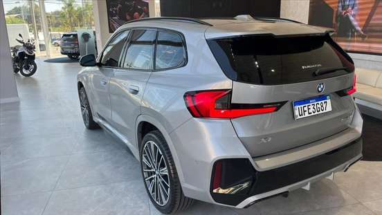 BMW-X1-2025