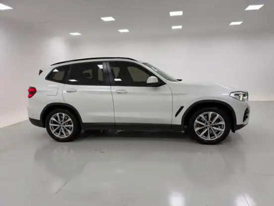 BMW-X3-2021