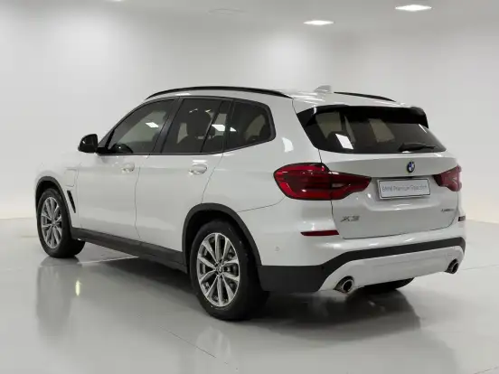BMW-X3-2021