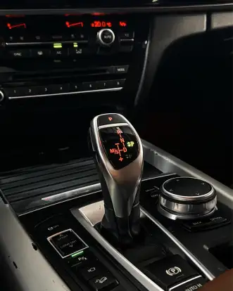BMW-X5-2018