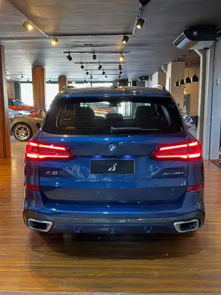 BMW-X5-2022